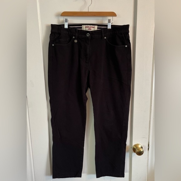 𝅺saint James Woman's Denim "1889"Jeans Size 14 Straight Leg Side Elastic Black - Picture 2 of 13